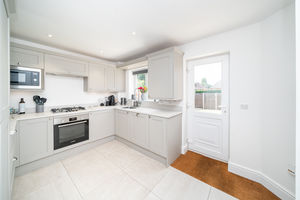 KITCHEN- click for photo gallery